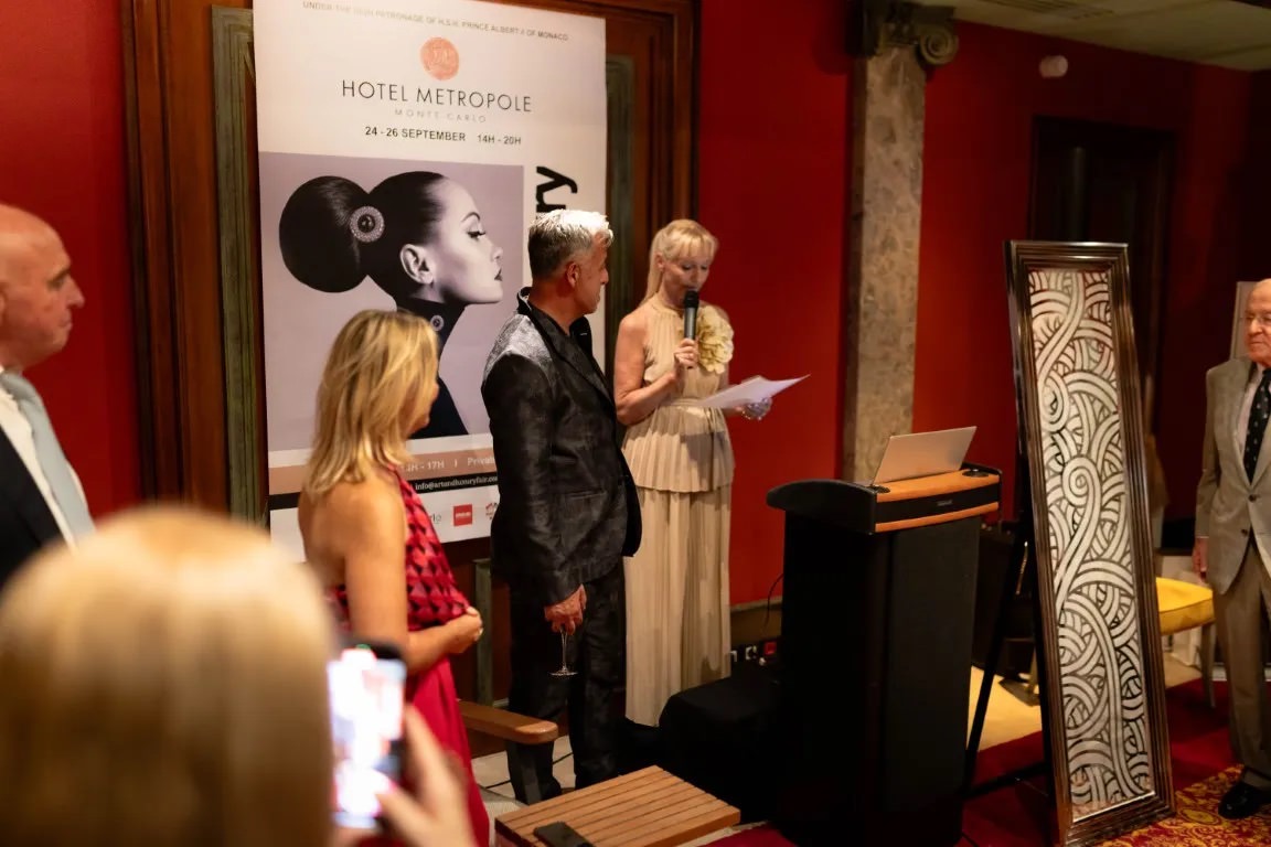 ART-N-LUXURY-118 7 ART N LUXURY 118